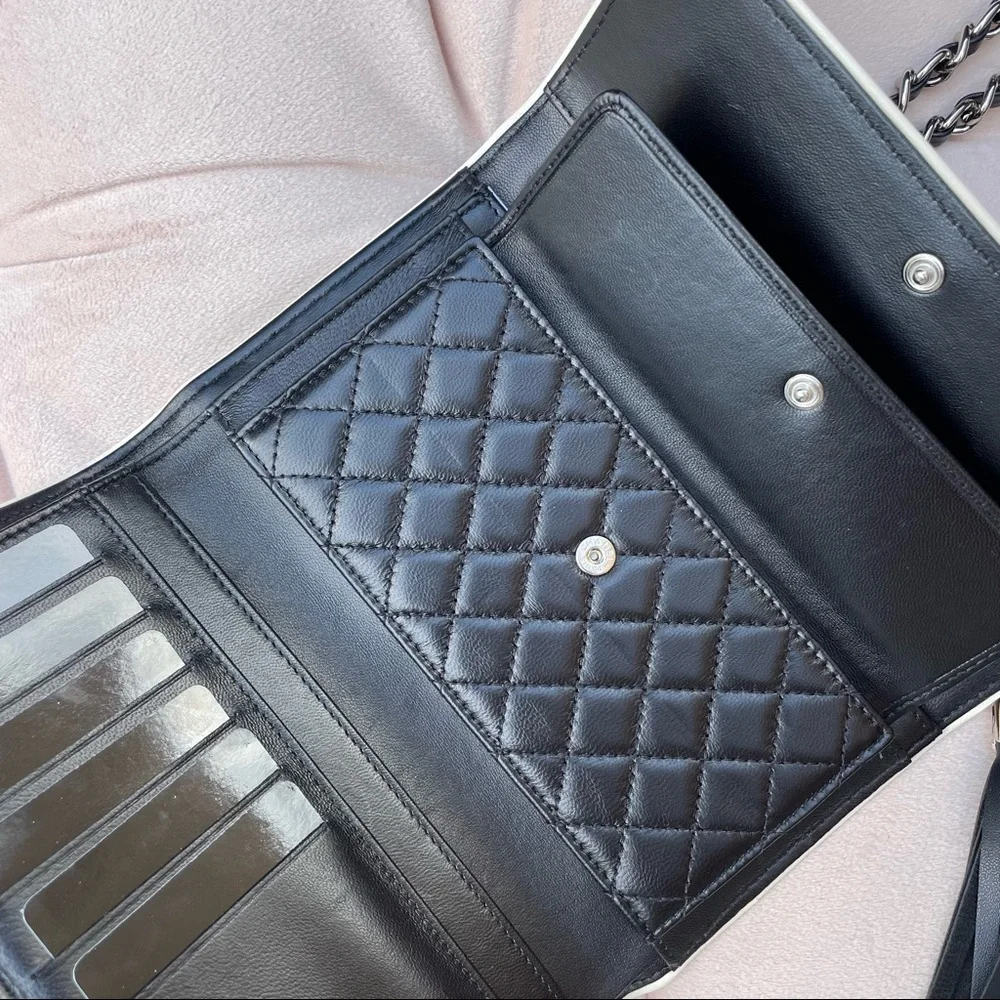CHANEL Black Leather Chain-Handle Crossbody Bag with Silver Trim